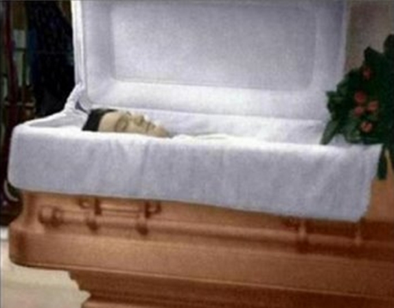 Overlijden/Begrafenis Elvis Presley | Elvis Presley Verzameling
